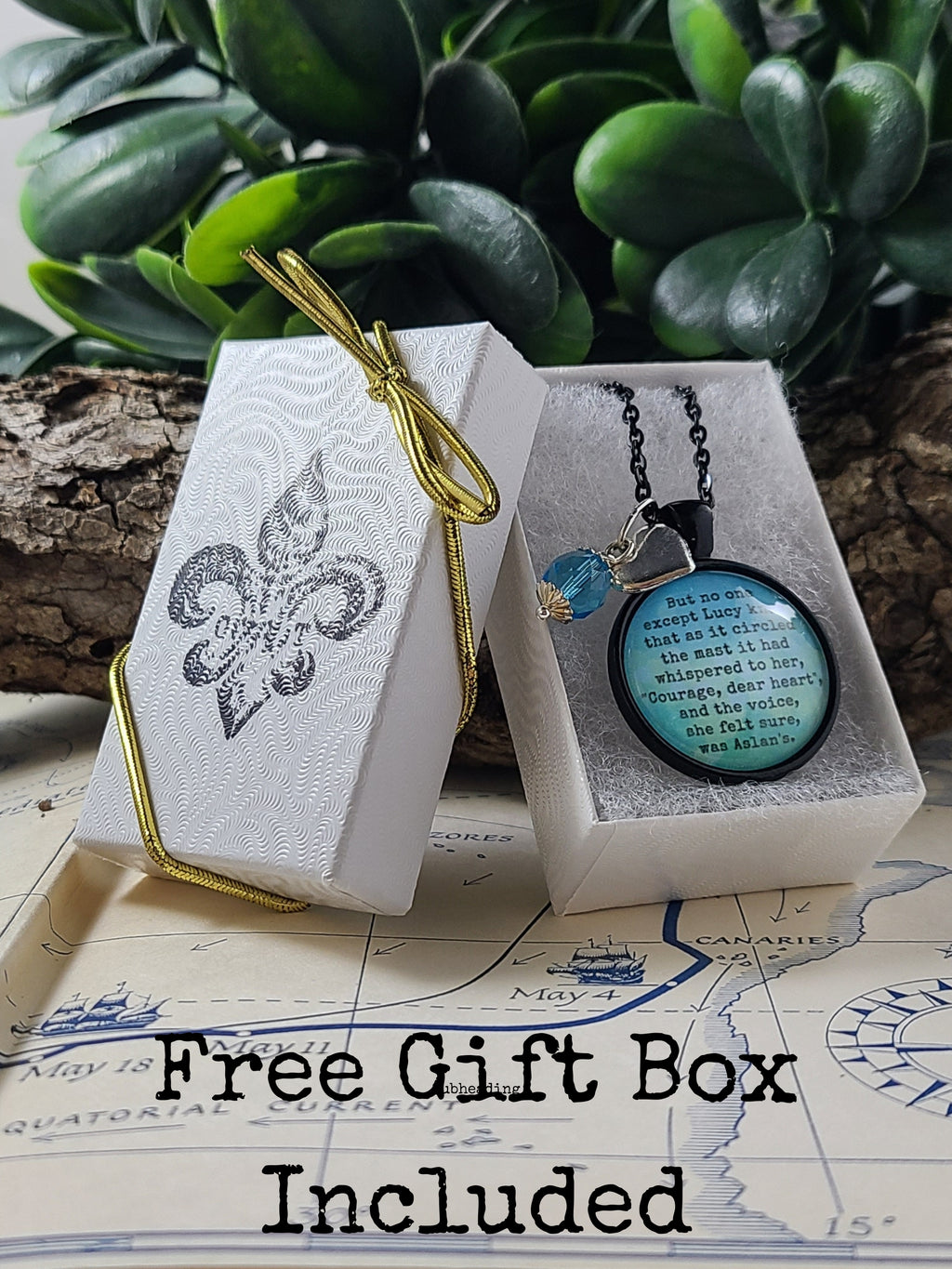 Courage Dear Heart Necklace or Keyring, Aslan Narnia CS Lewis Quote Gift, Encouraging Gift for Her, Handmade Glass Pendant, Personalized Inspirational Gift