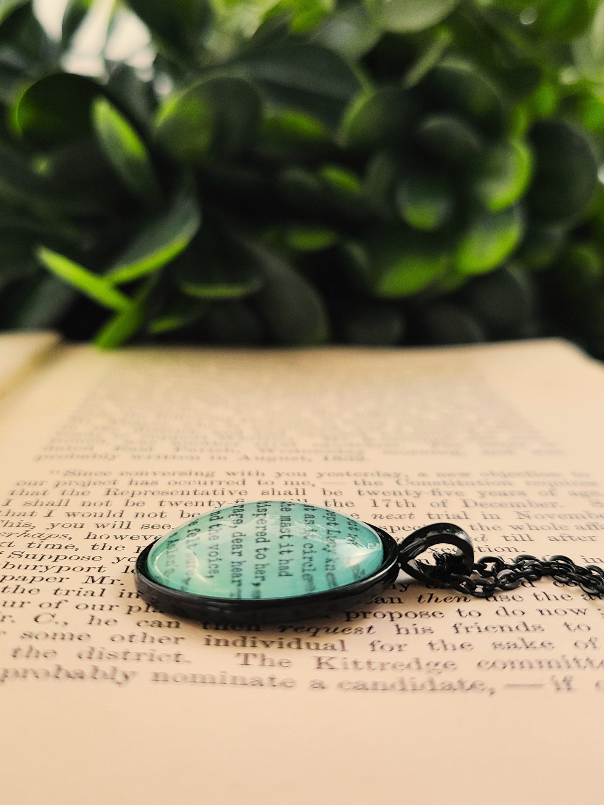 Courage Dear Heart Necklace or Keyring, Aslan Narnia CS Lewis Quote Gift, Encouraging Gift for Her, Handmade Glass Pendant, Personalized Inspirational Gift