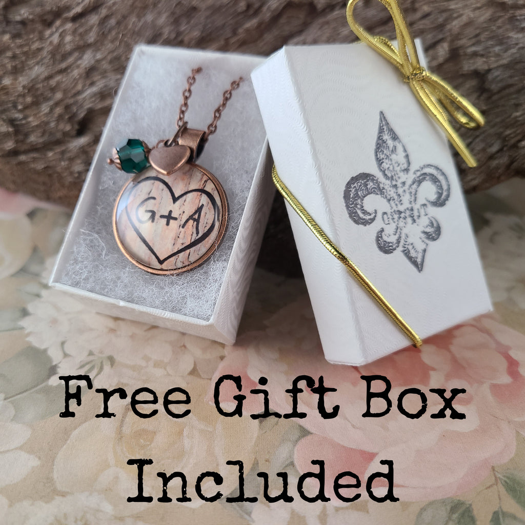 Tree Carving Initials Necklace or Keychain, Couple's Heart Carving, Custom Initials, Romantic Gift