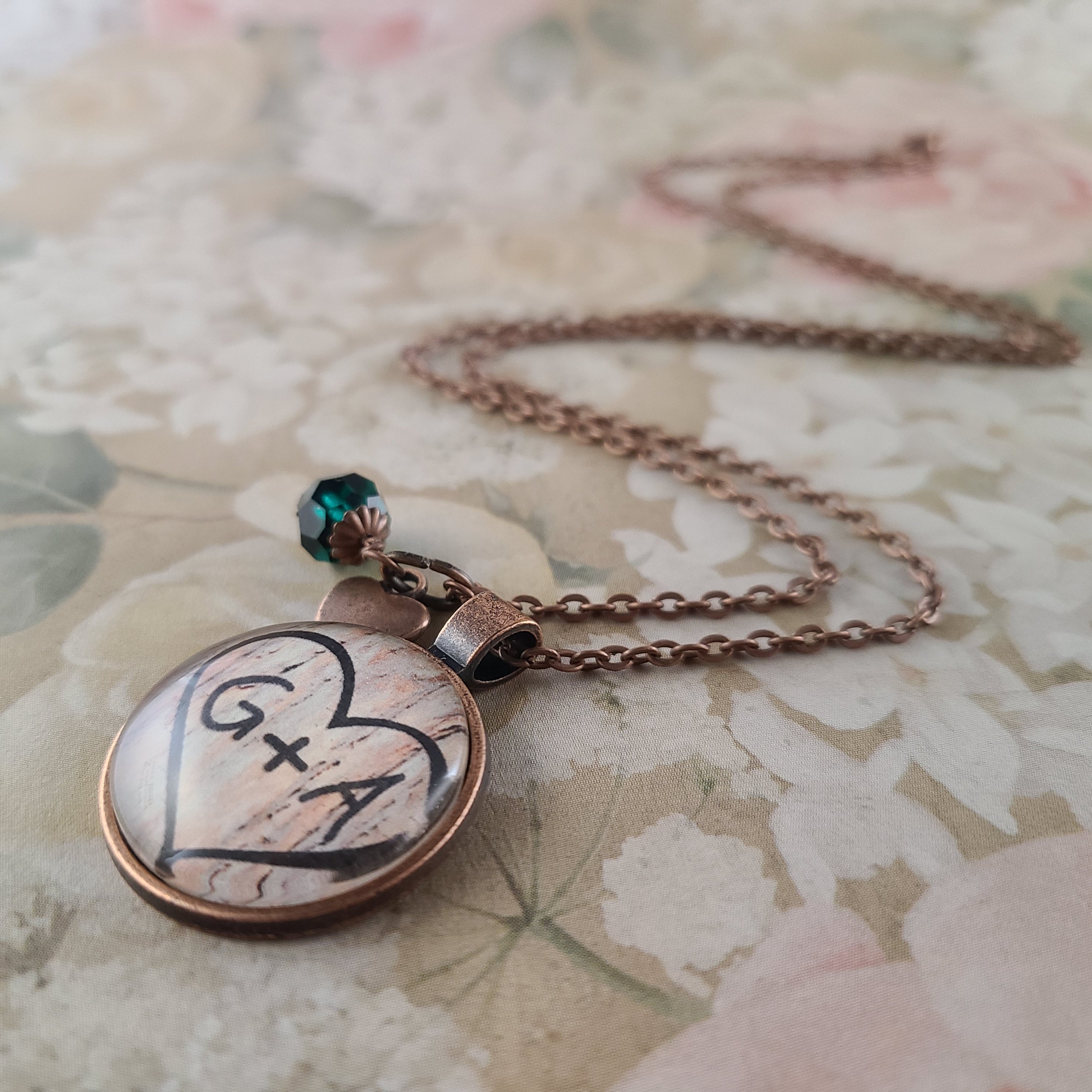 Tree Carving Initials Necklace or Keychain, Couple's Heart Carving, Custom Initials, Romantic Gift