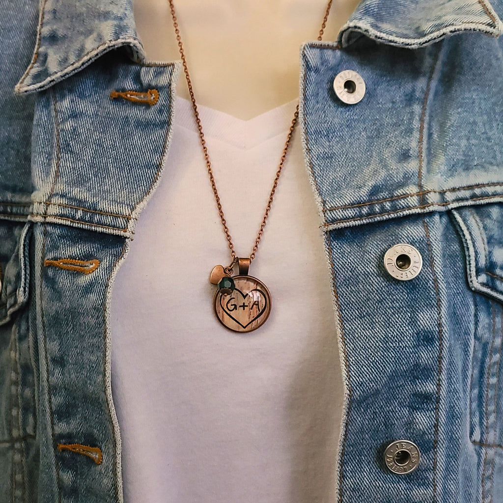 Tree Carving Initials Necklace or Keychain, Couple's Heart Carving, Custom Initials, Romantic Gift